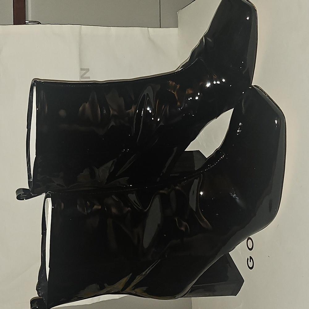 Good American patent leather Black Ankle Boots 9.5 - Picture 2 of 16